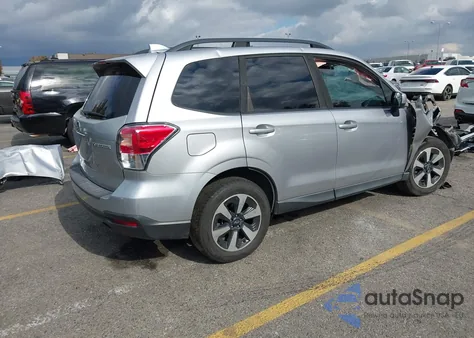 2018 Subaru Forester 2.5I Premium z USA, uszkodzony, nr VIN JF2SJAGC2JH521222
